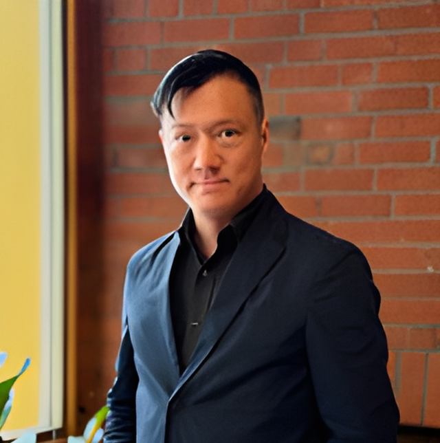 Kevin  Hui